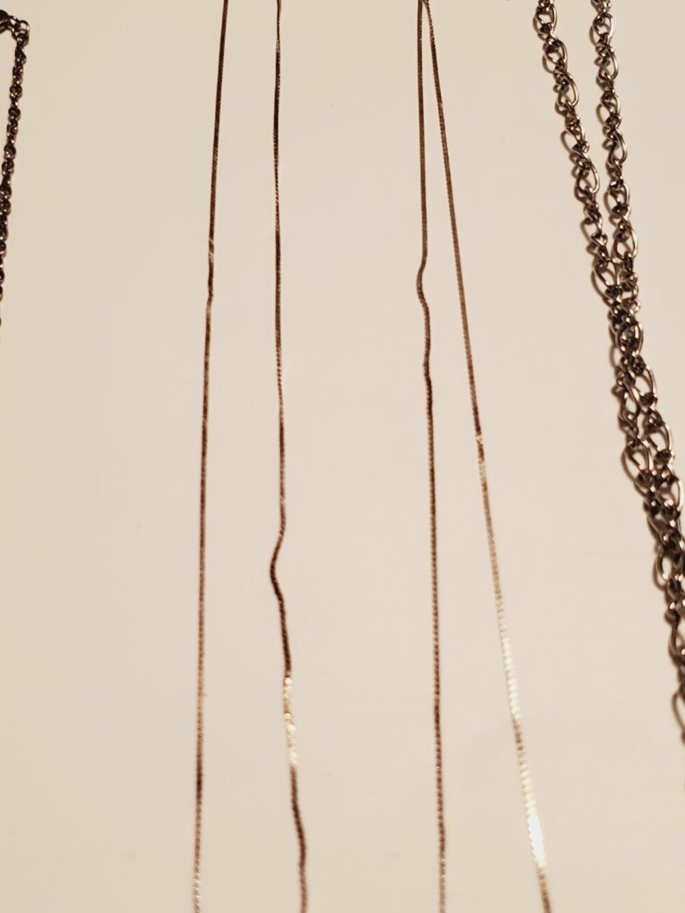 4 Necklaces, items # A-2348-2351, wt. 25 grams. - Picture 12 of 12
